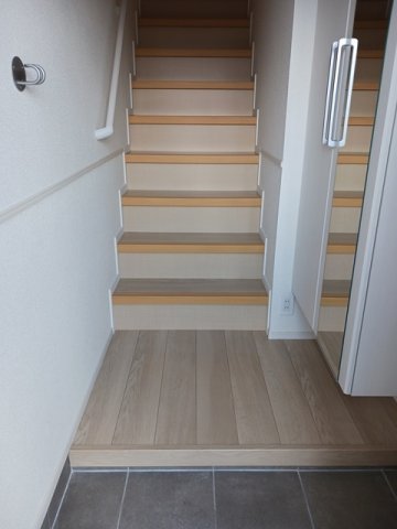 玄関　明るい玄関です