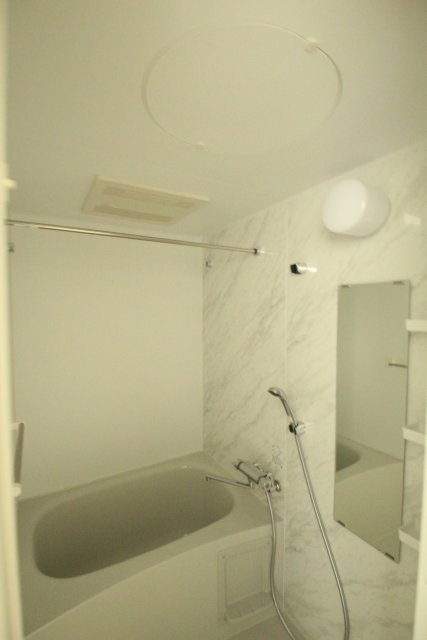 バス・シャワールーム　別号室の写真です