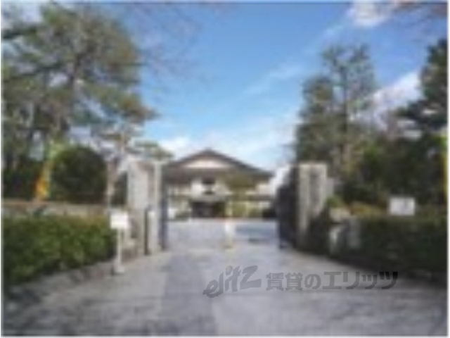 小学校　嵯峨小学校（小学校）まで450m