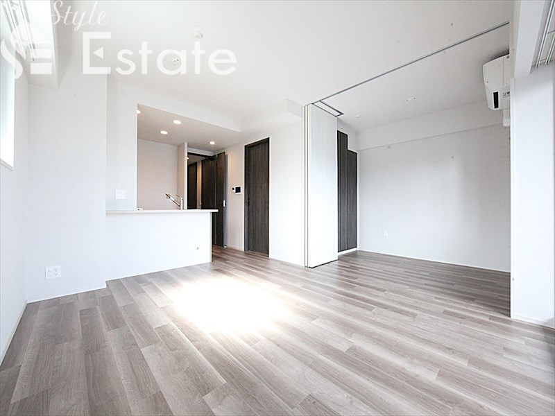 居室・リビング　内装