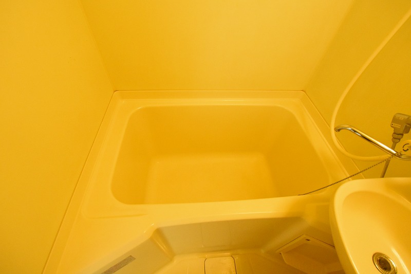 バス・シャワールーム　シンプルで機能的なユニットバスです♪