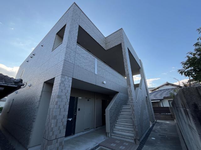 建物外観　外観写真（昼）