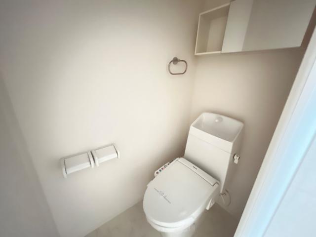 トイレ　トイレ