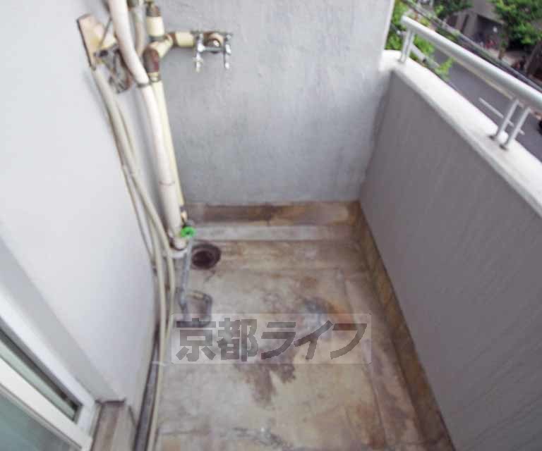 その他設備　きれいな洗濯機置き場です