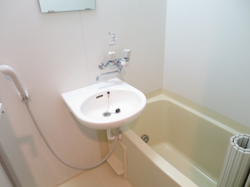 バス・シャワールーム　追い炊き・浴室乾燥機付き！