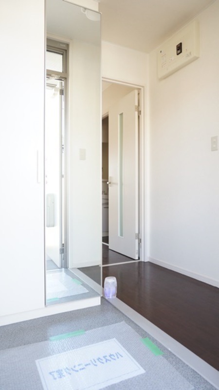 玄関　図面と現状に相違がある場合には現状を優先