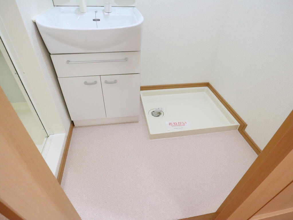 洗面設備　洗面台・洗濯機置場