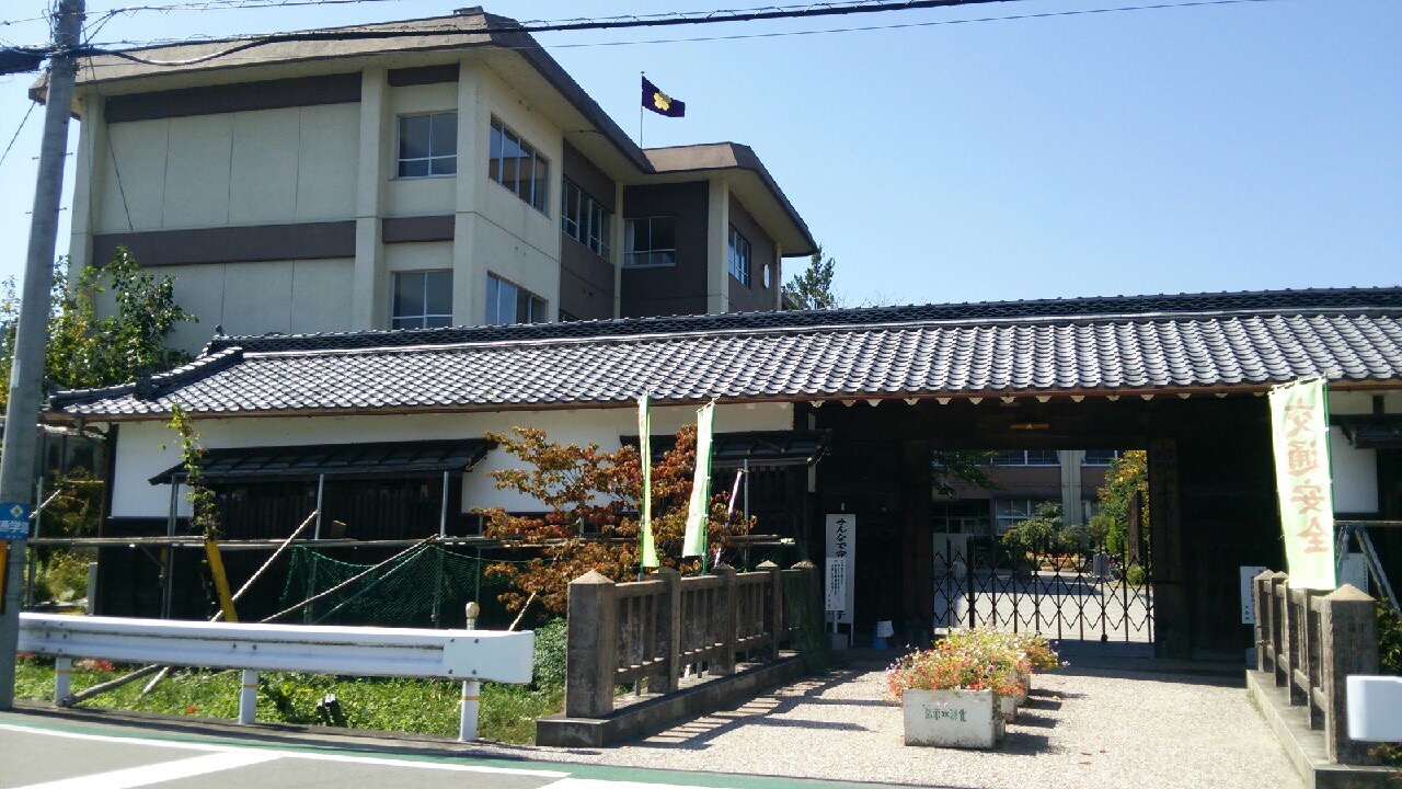 小学校　亀岡市立千代川小学校（小学校）まで660m