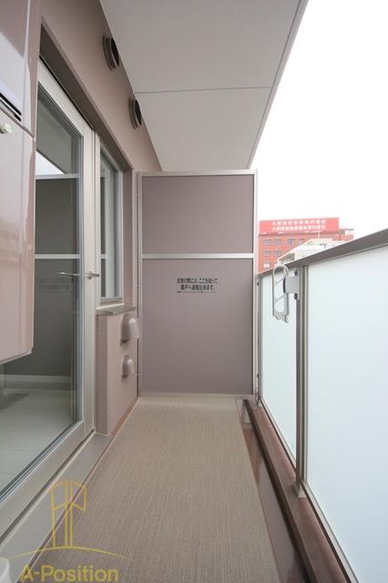 バルコニー　Comenz梅田（コメンズウメダ）