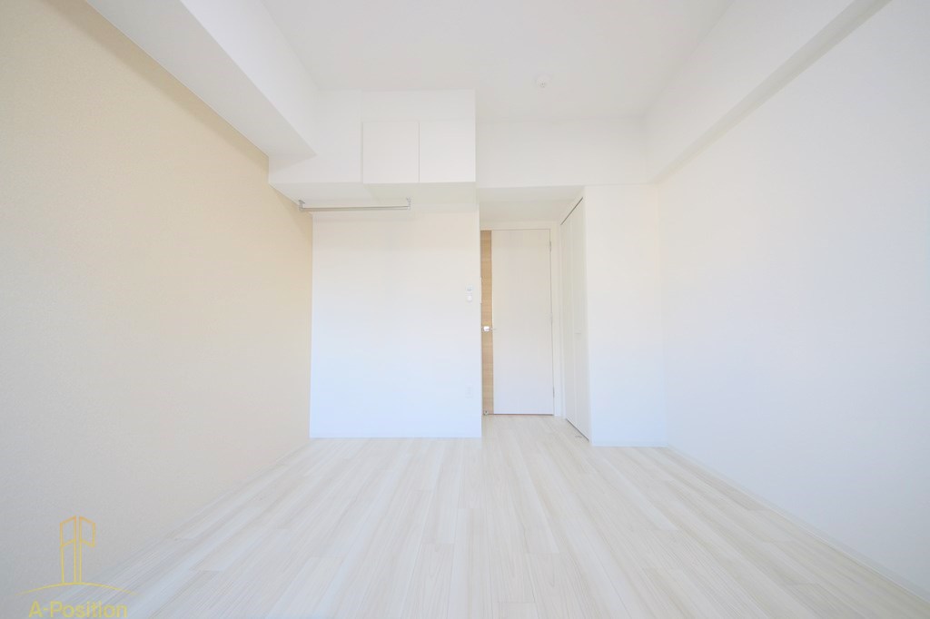 居室・リビング　セレニテ難波プリエ