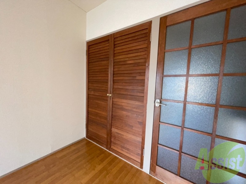 収納　お部屋に収納スペースが付いているのも便利ですね。