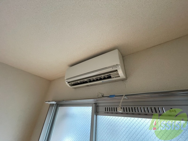 その他設備　居室リビングにはエアコンが設置されているので夏場も安心です。