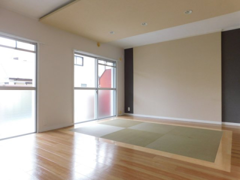 居室・リビング　写真は別のお部屋です。現況を優先いたします。