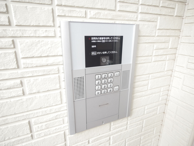 エントランス　★安心のオートロックがございます★