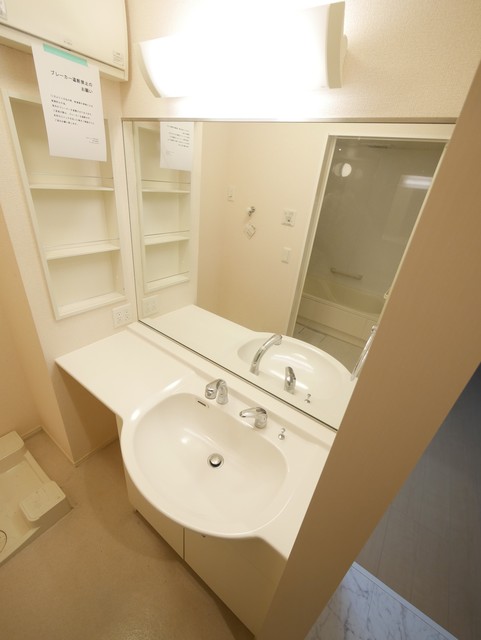 洗面設備　★人気の独立洗髪洗面化粧台で朝の準備にも便利ですね★