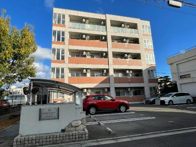 建物外観　外観写真（昼）