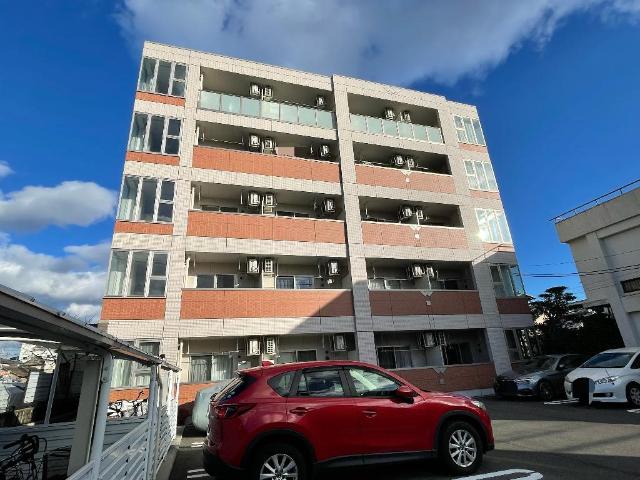 建物外観　外観写真（昼）