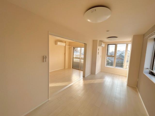 居室・リビング　リビング