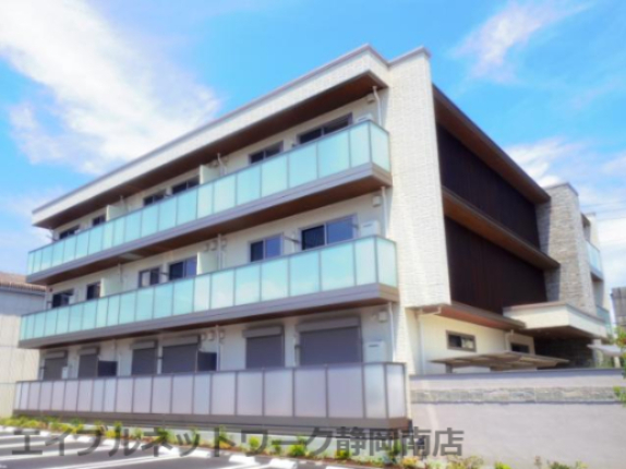 建物外観　おしゃれな外観です