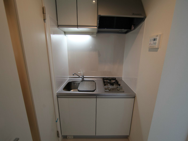 キッチン　システムキッチン（ガス2口）冷蔵庫・レンジ等ご用意できます