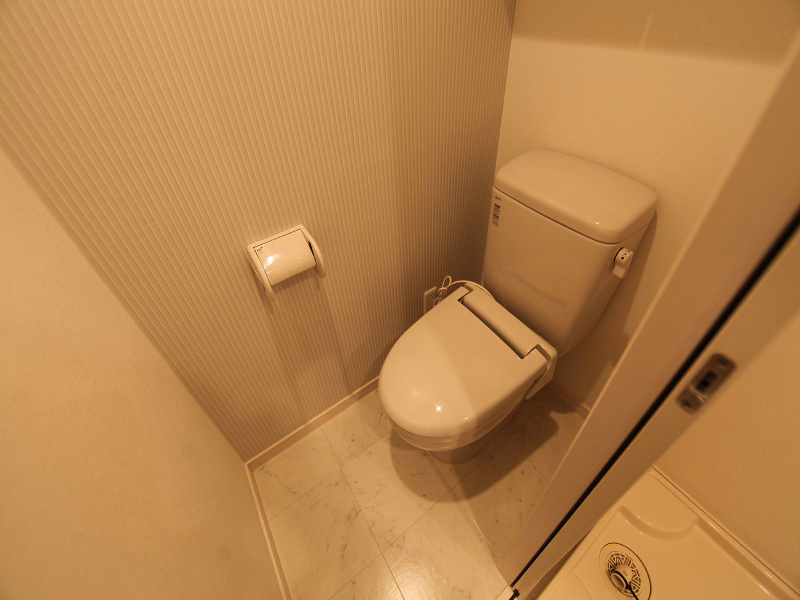 トイレ　暖房便座付トイレ