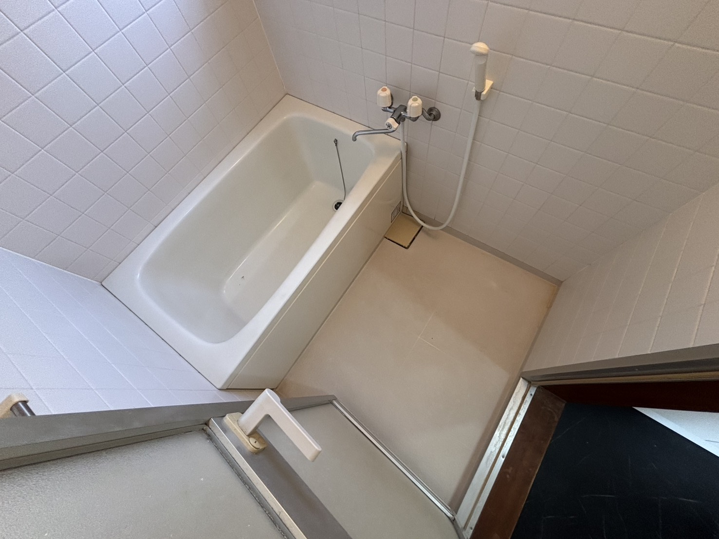 塩屋町6丁目戸建の風呂写真
