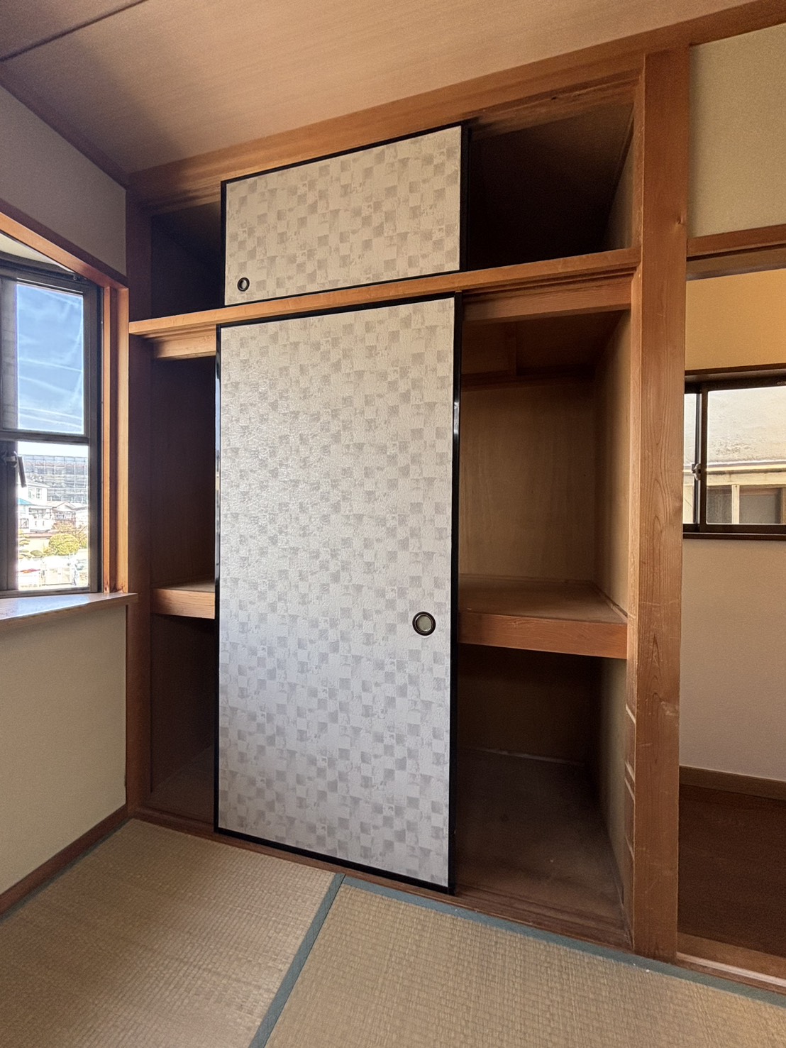 塩屋町6丁目戸建の内装写真