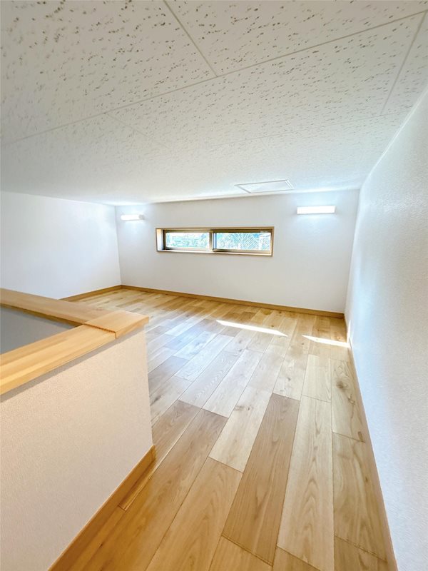 収納　小屋裏収納