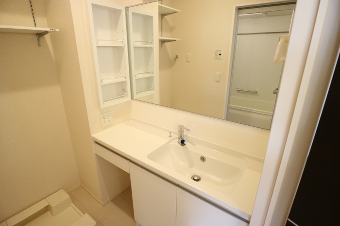 洗面設備　洗髪洗面化粧台