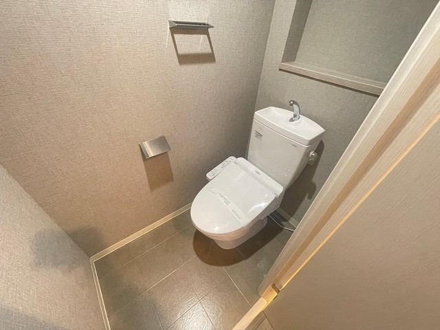 トイレ　※他部屋の写真です。現況優先。