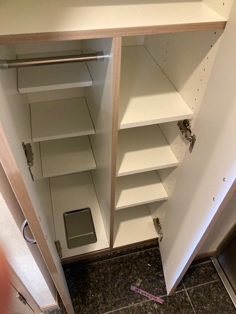 収納　下足入