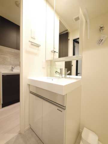 洗面設備　ARTESSMO REFINA