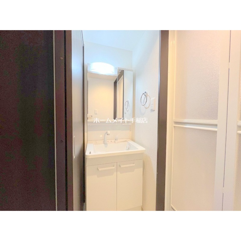 洗面設備　シャンプードレッサーで便利です♪