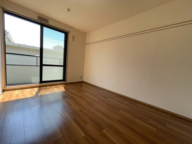 居室・リビング　南向きで日当たり良好なお部屋です！