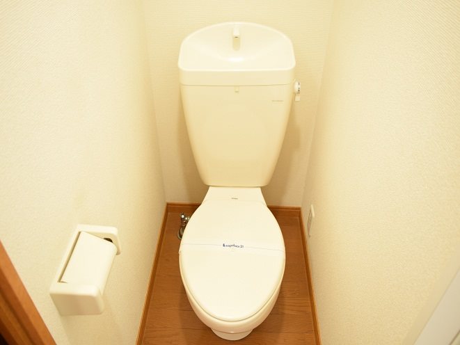 トイレ　※別のお部屋の写真です