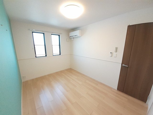 その他部屋・スペース　明るい色調の室内です