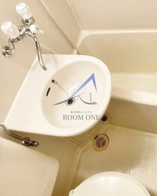 洗面設備　洗面台です。