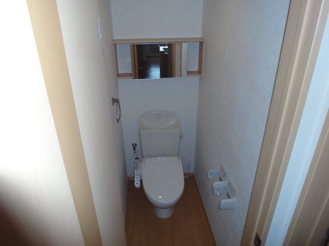 トイレ　シャワー付トイレ