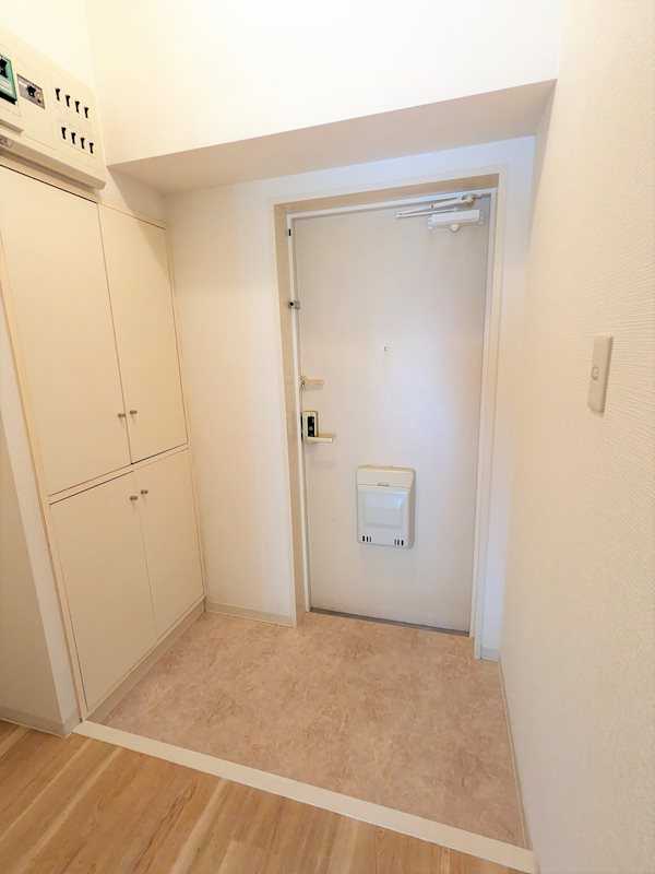 玄関　他号室参考画像