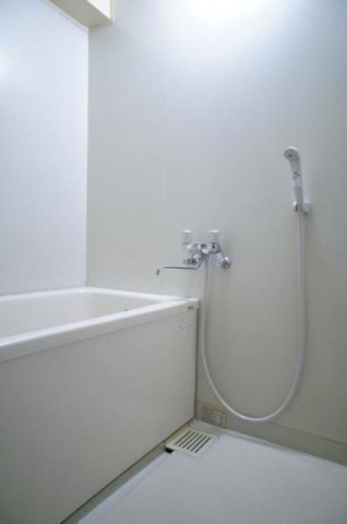 バス・シャワールーム　別部屋参考画像