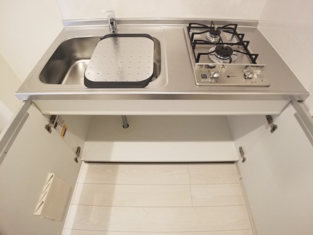 キッチン　同シリーズ物件のモデルルームになります。