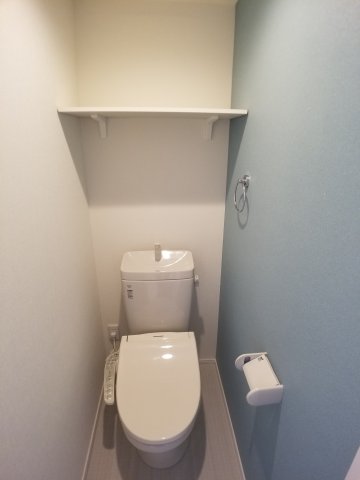 トイレ　同シリーズ物件のモデルルームになります。