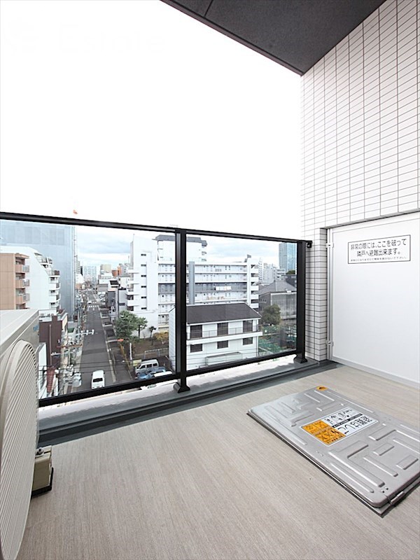 バルコニー　バルコニー