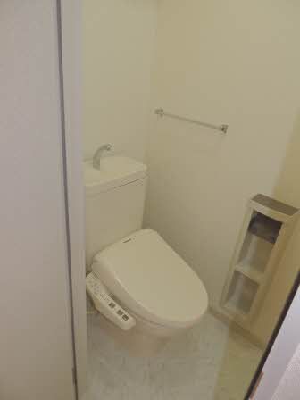 トイレ　暖房洗浄機能付トイレ