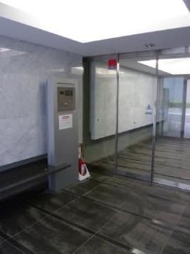 エントランス　防犯面もばっちりです！