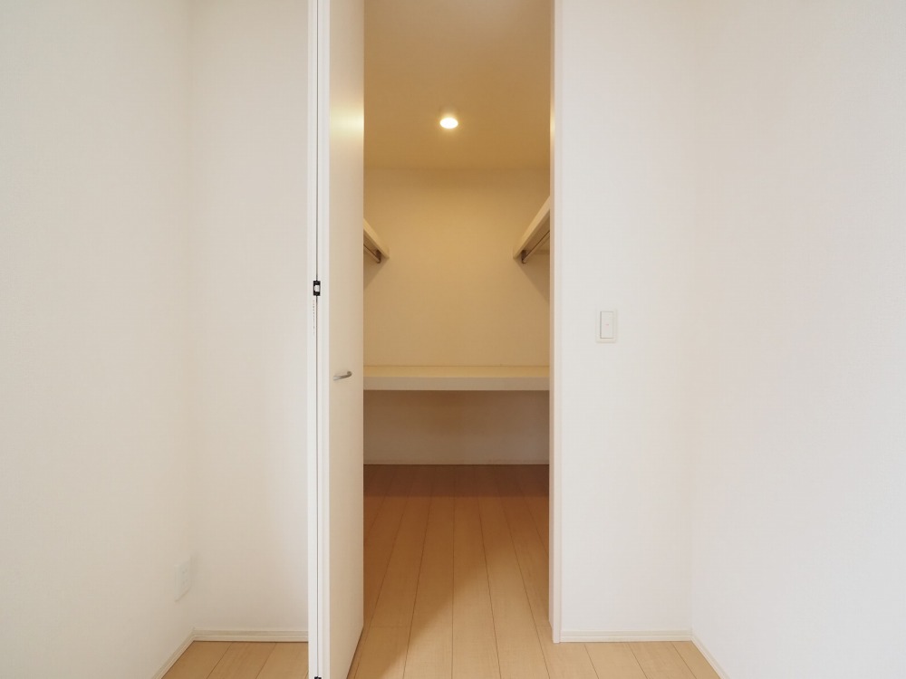 収納　ウォークインクローゼット♪