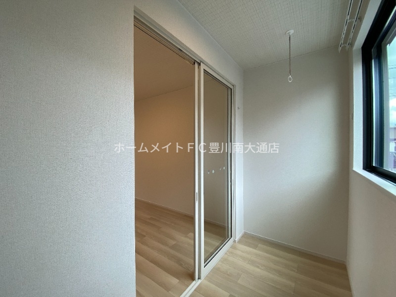 バルコニー　同型完成モデル