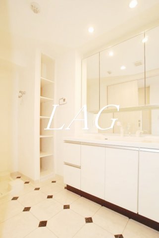 洗面設備　洗面台です。