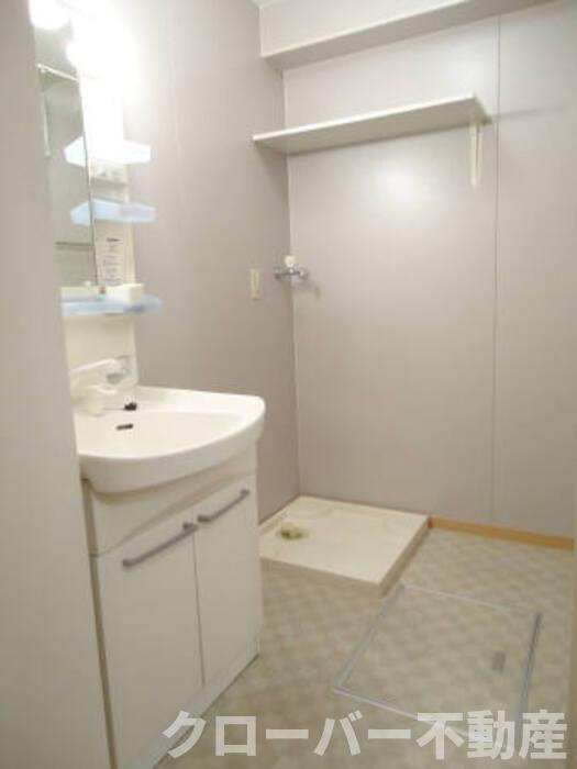 洗面設備　洗面室