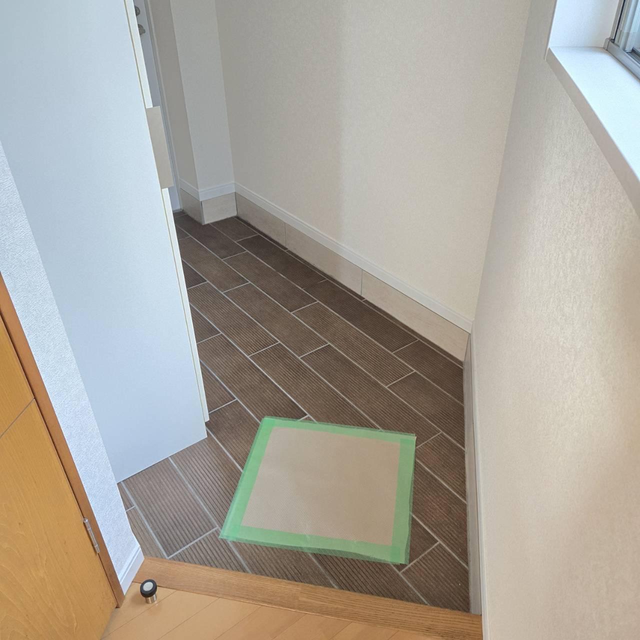 玄関　※別部屋参考写真